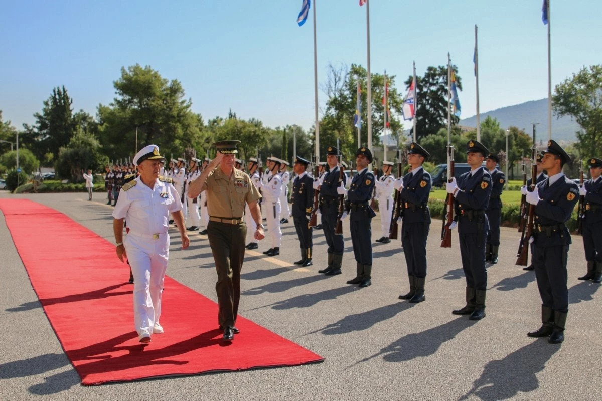 «Έθαψαν» του Τούρκους Αποστολάκης-Ντάνφορντ: Αναβάθμιση των Ελληνικών Ε.Δ. σε επιχειρησιακό «Τιτάνα» – Η τουρκική προκλητικότητα στην ελληνοαμερικανική ατζέντα